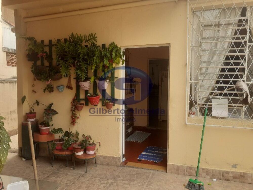 Casa à venda com 2 quartos, 108m² - Foto 18