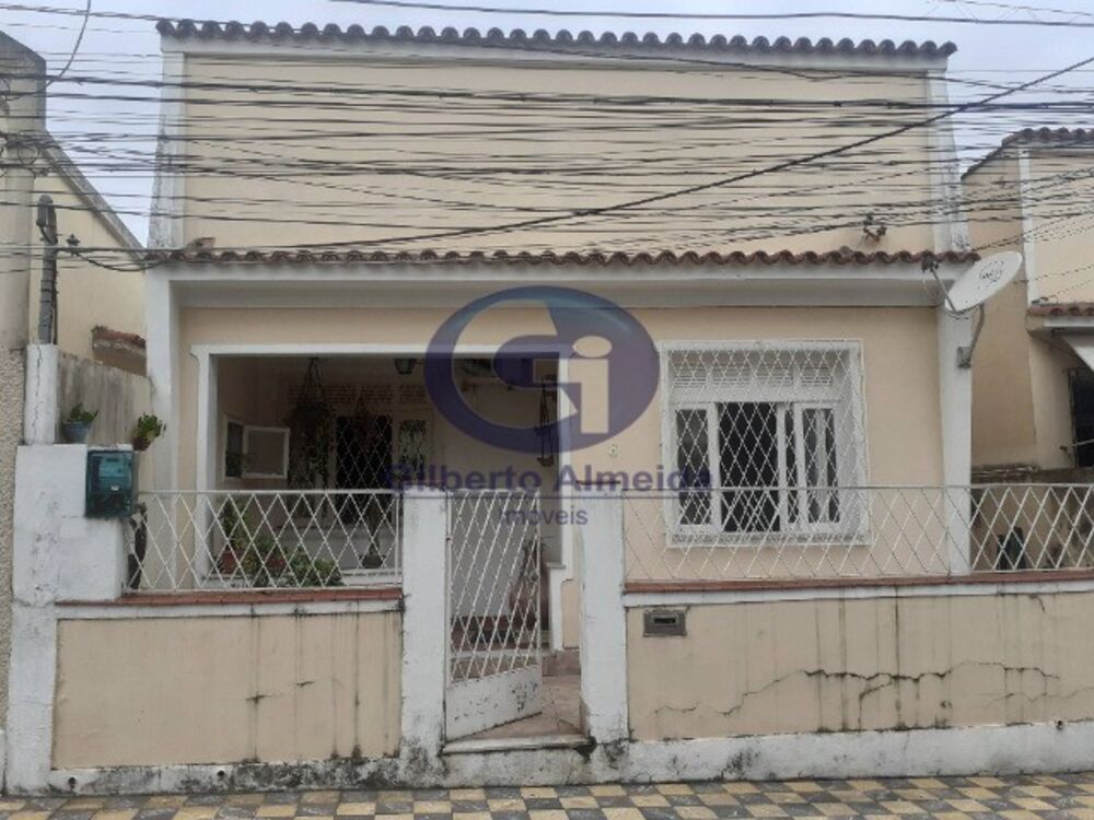 Casa à venda com 2 quartos, 108m² - Foto 3