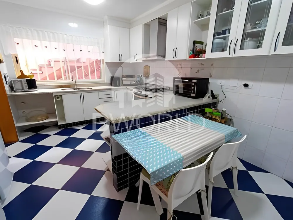 Sobrado, 3 quartos, 349 m² - Foto 2