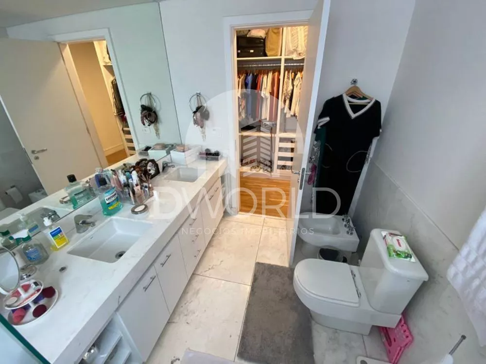 Apartamento, 3 quartos, 271 m² - Foto 1