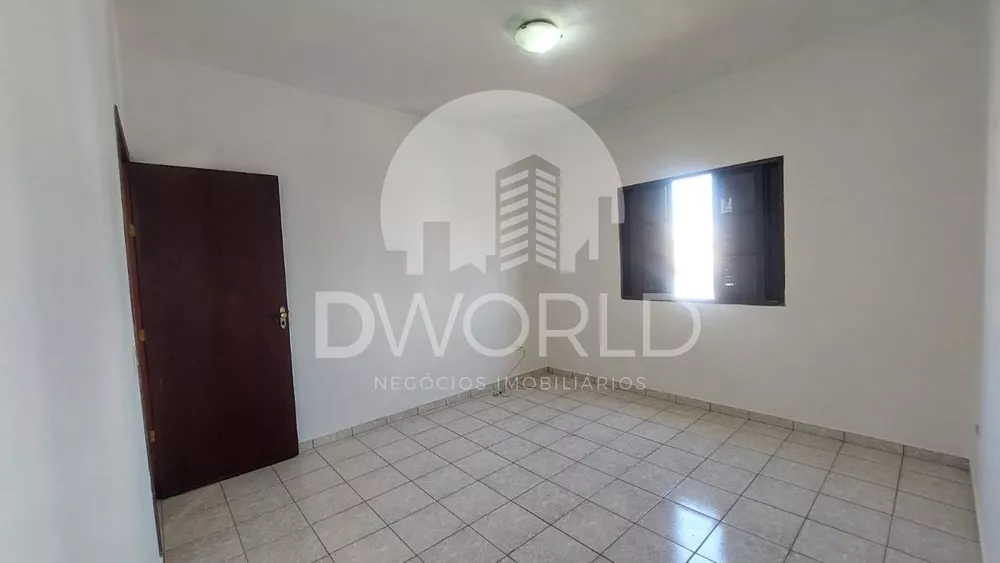 Casa à venda com 3 quartos, 175m² - Foto 4