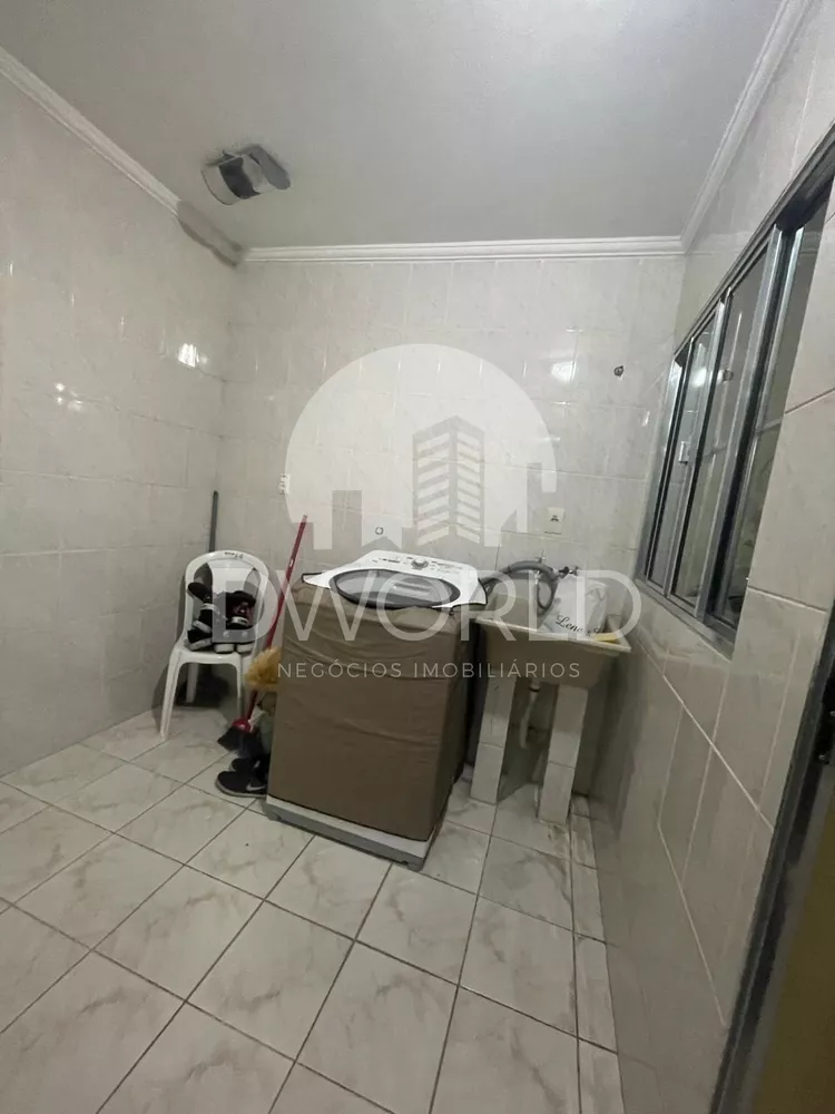 Sobrado à venda com 3 quartos, 219m² - Foto 9