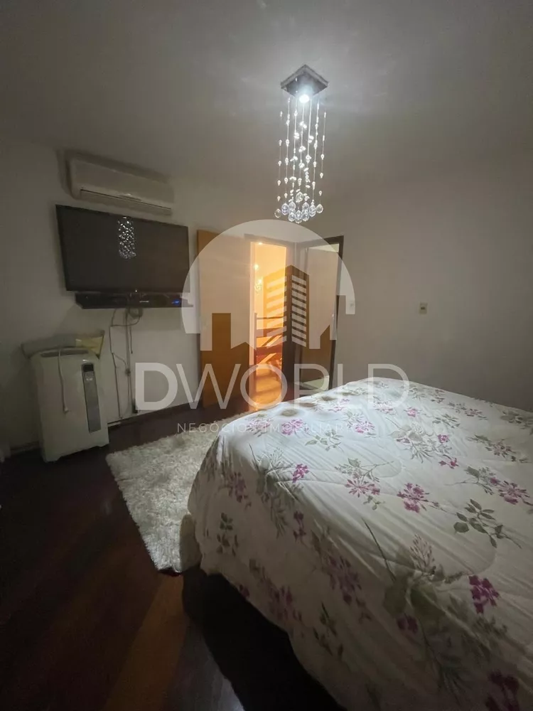 Sobrado à venda com 3 quartos, 219m² - Foto 11