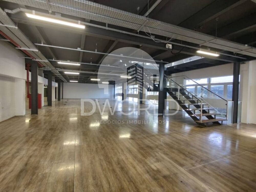 Loja-Salão, 1710 m² - Foto 1