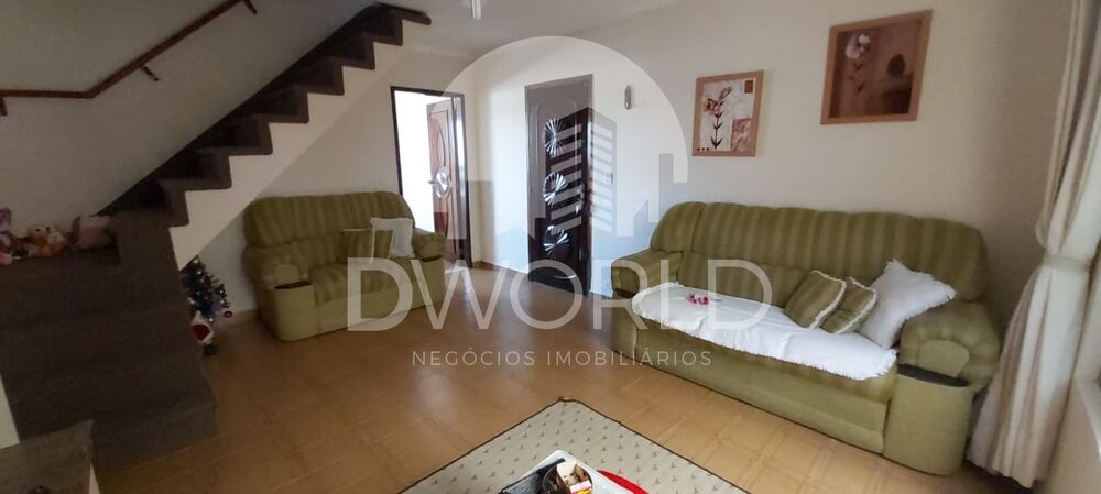 Sobrado, 3 quartos, 174 m² - Foto 1
