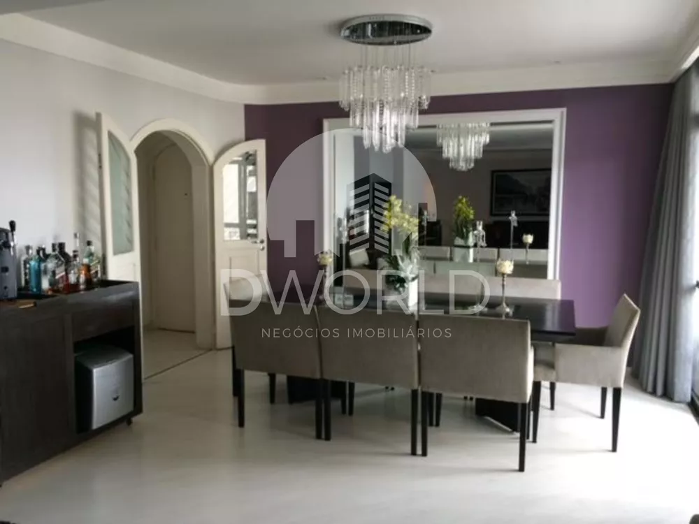 Apartamento à venda com 4 quartos, 230m² - Foto 1