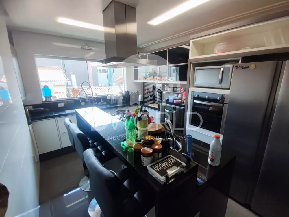Sobrado, 3 quartos, 448 m² - Foto 14