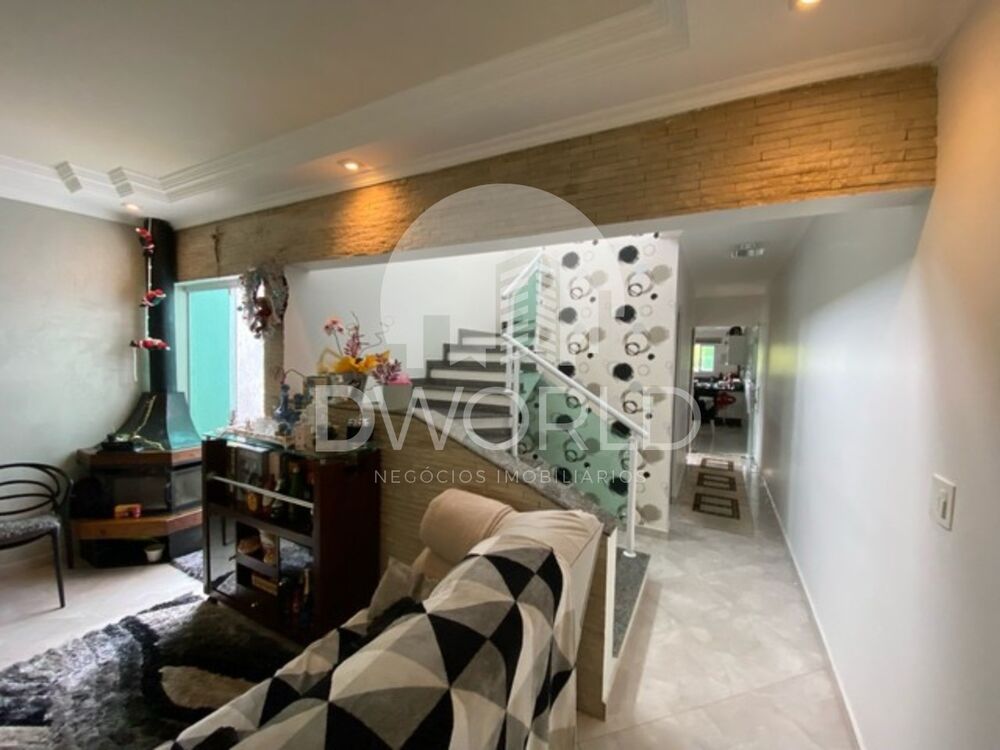 Sobrado, 3 quartos, 319 m² - Foto 2