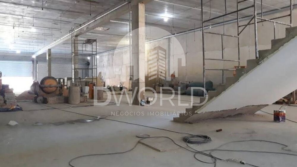 Loja-Salão, 1600 m² - Foto 3