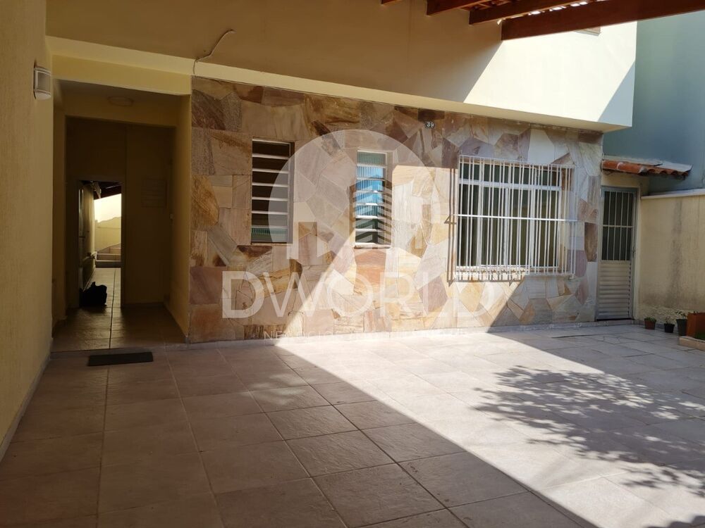 Sobrado, 3 quartos, 192 m² - Foto 1