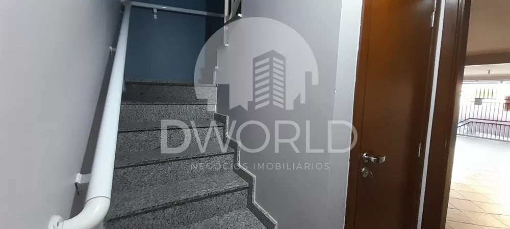 Sobrado à venda com 3 quartos, 206m² - Foto 4