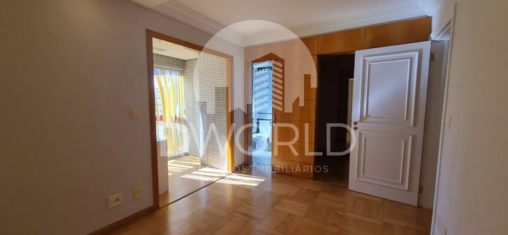 Apartamento à venda com 5 quartos, 450m² - Foto 17