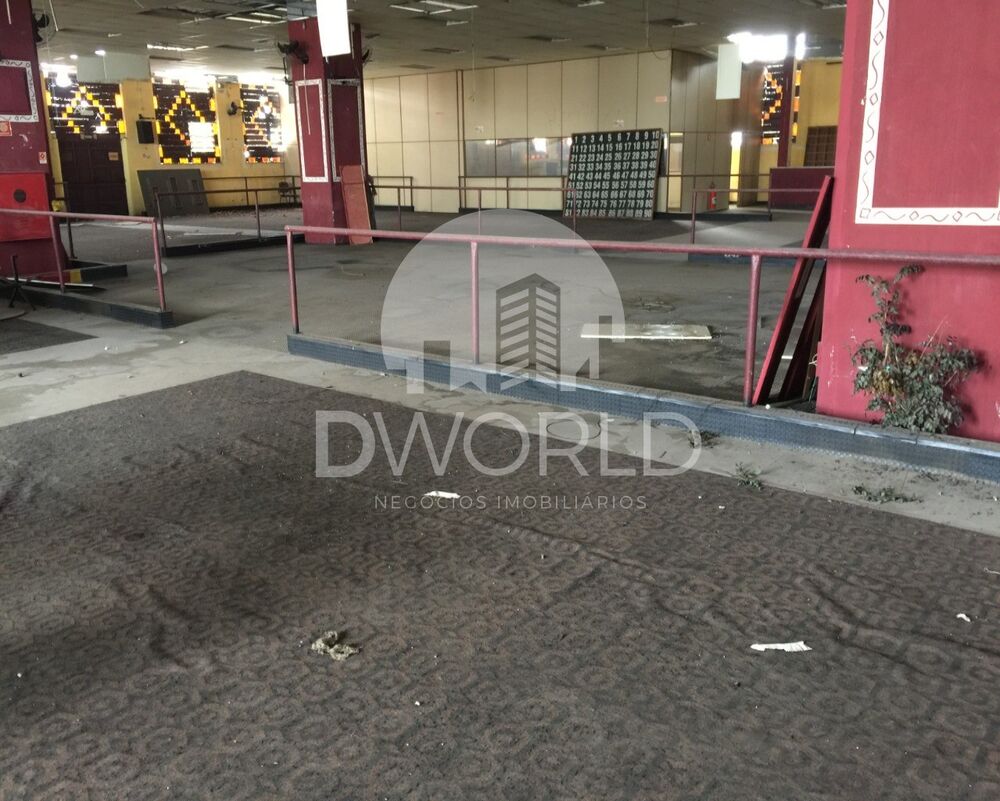 Loja-Salão, 1300 m² - Foto 1