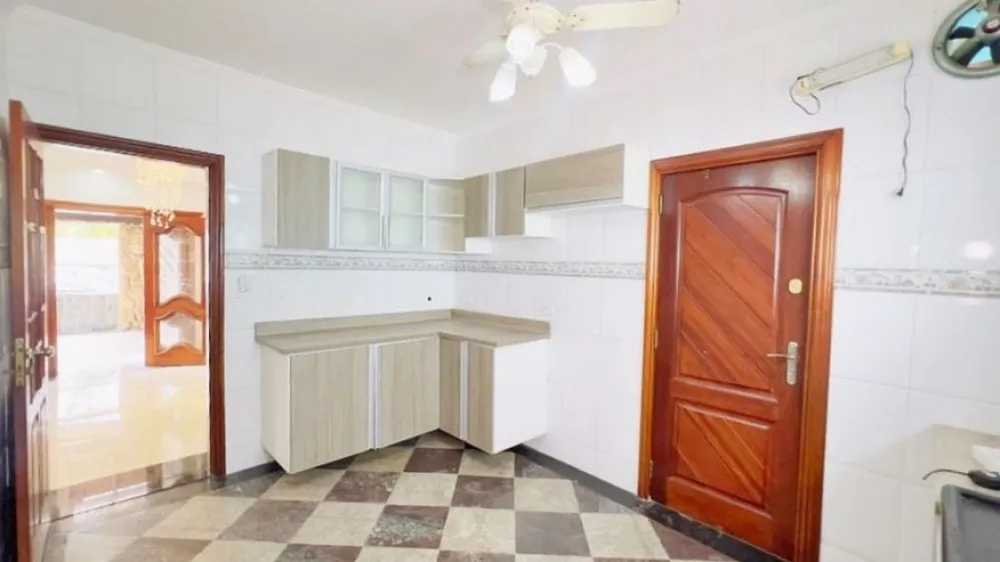 Casa, 3 quartos, 250 m² - Foto 3
