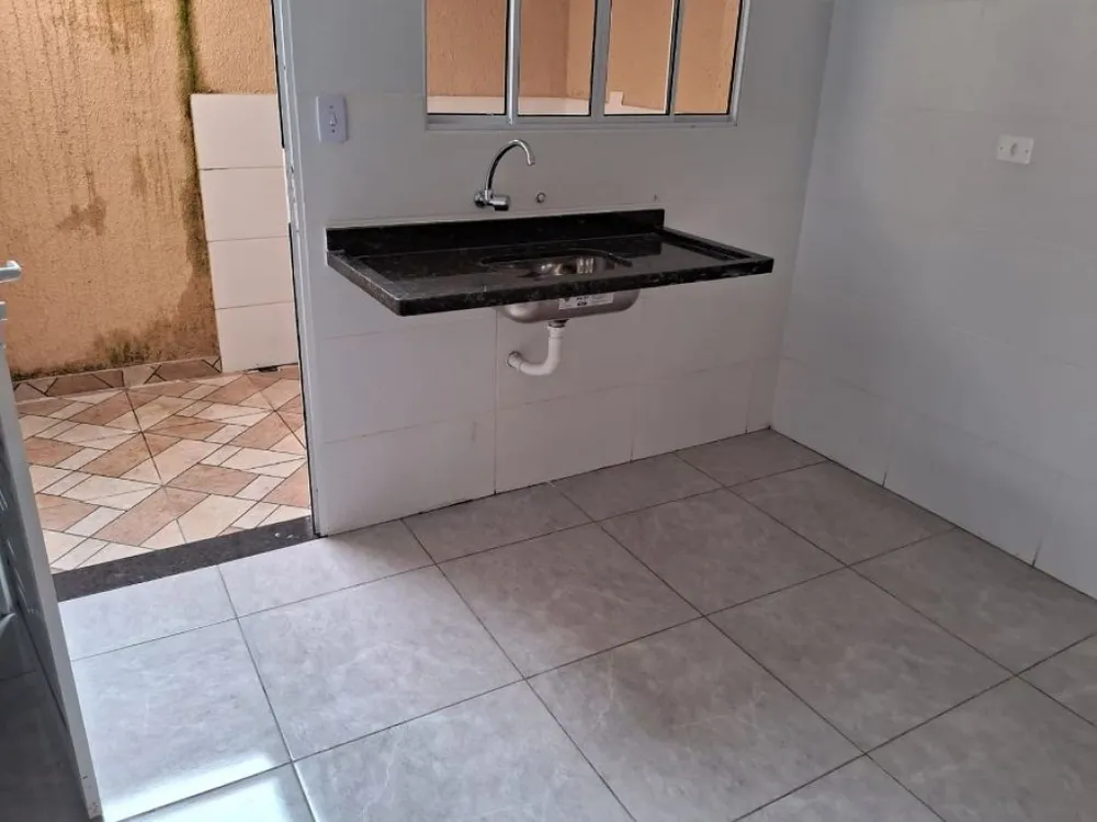 Casa, 2 quartos, 49 m² - Foto 2