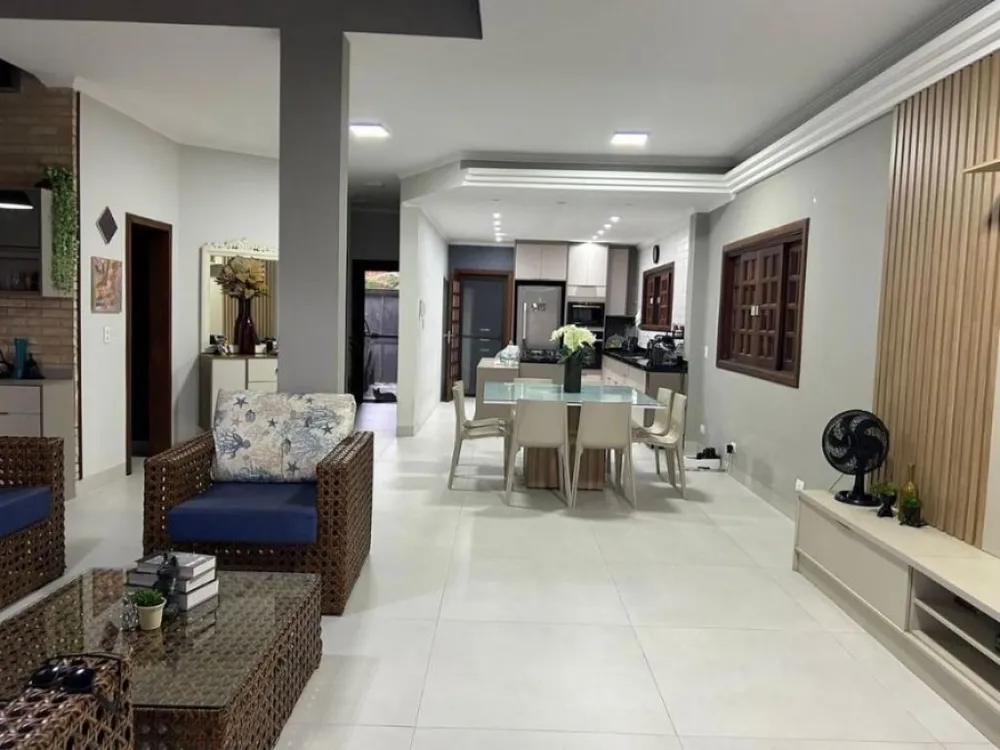 Casa, 3 quartos, 280 m² - Foto 1