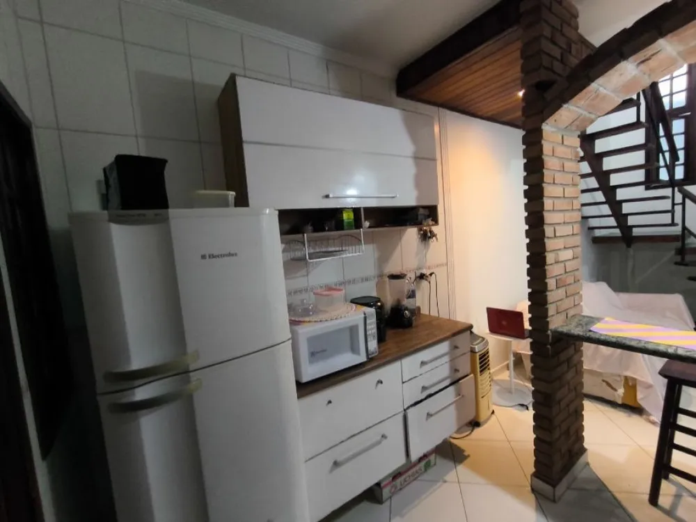 Casa, 2 quartos, 76 m² - Foto 1