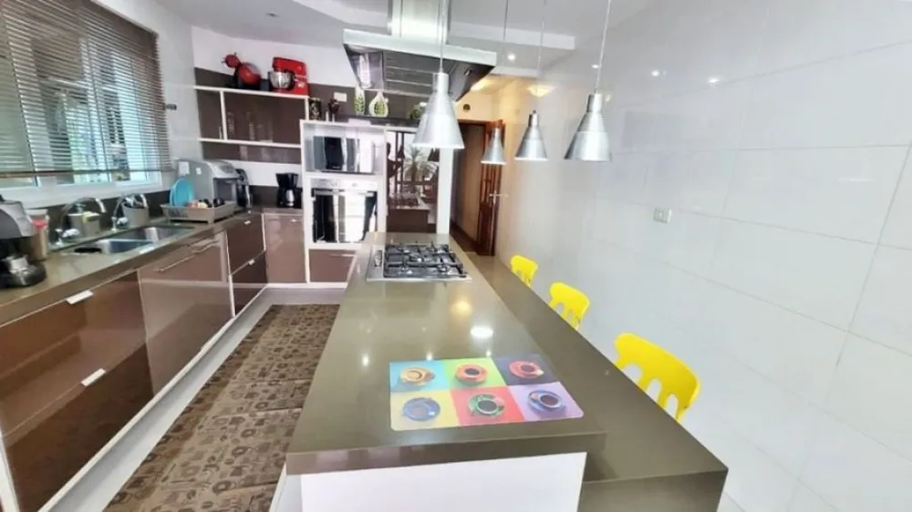Casa, 3 quartos, 160 m² - Foto 2