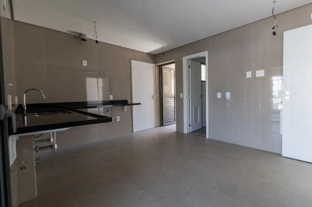 Apartamento, 3 quartos, 160 m² - Foto 2