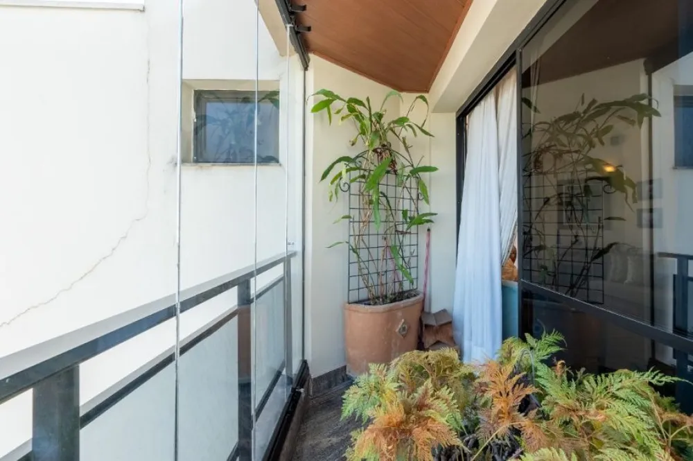 Apartamento, 3 quartos, 187 m² - Foto 2