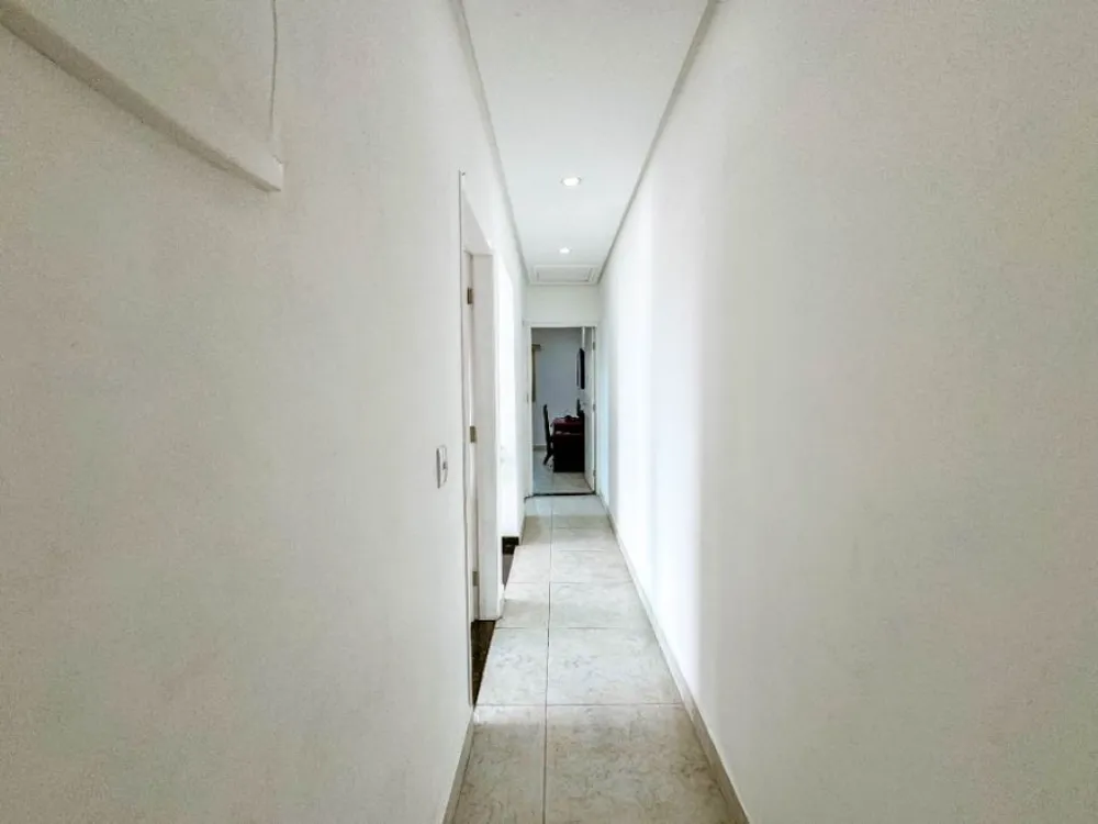 Casa, 3 quartos, 240 m² - Foto 3