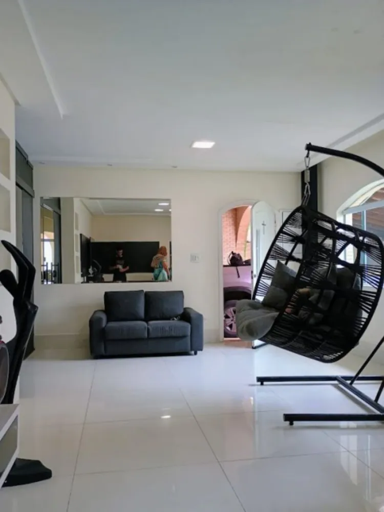 Casa, 4 quartos, 300 m² - Foto 1