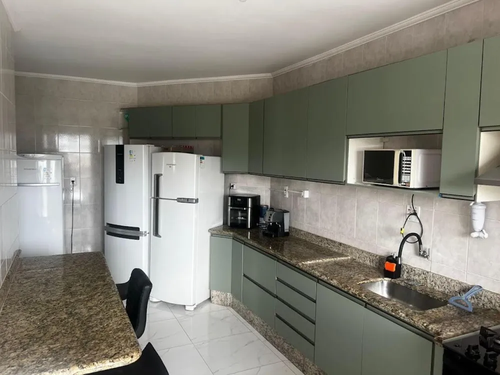 Apartamento, 3 quartos, 140 m² - Foto 1