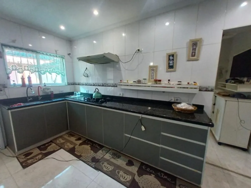 Casa, 3 quartos, 172 m² - Foto 3
