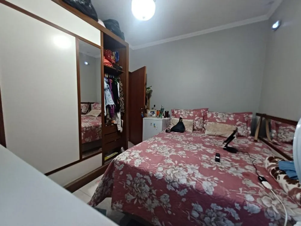 Casa, 3 quartos, 172 m² - Foto 1