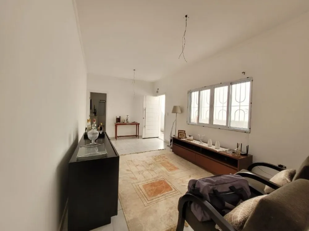 Casa, 3 quartos, 200 m² - Foto 1