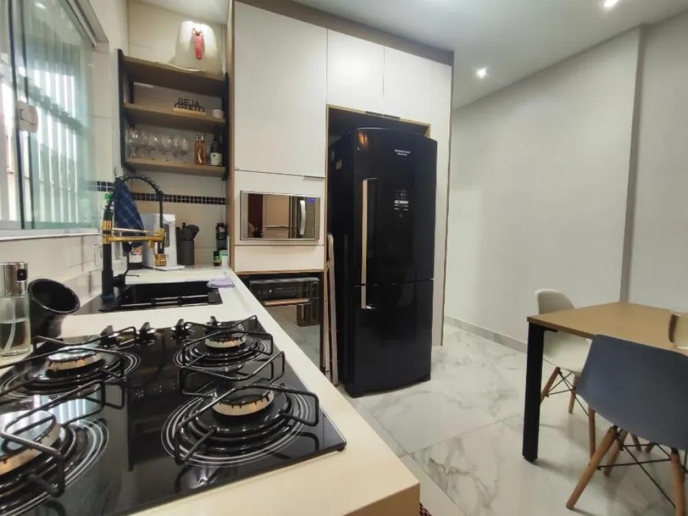 Casa, 3 quartos, 113 m² - Foto 1