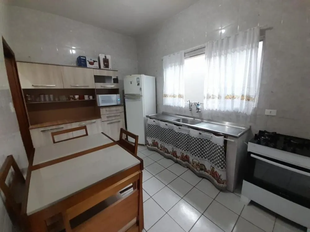 Casa, 4 quartos, 250 m² - Foto 2