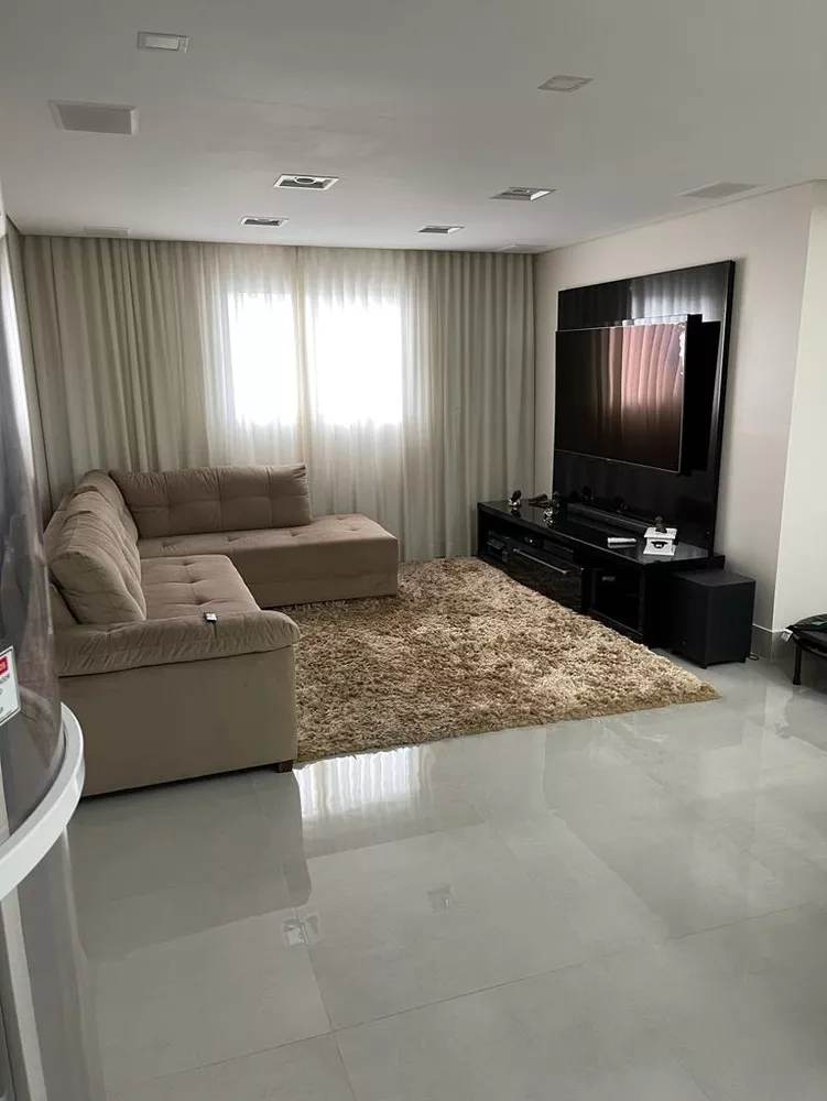 Cobertura, 3 quartos, 254 m² - Foto 2
