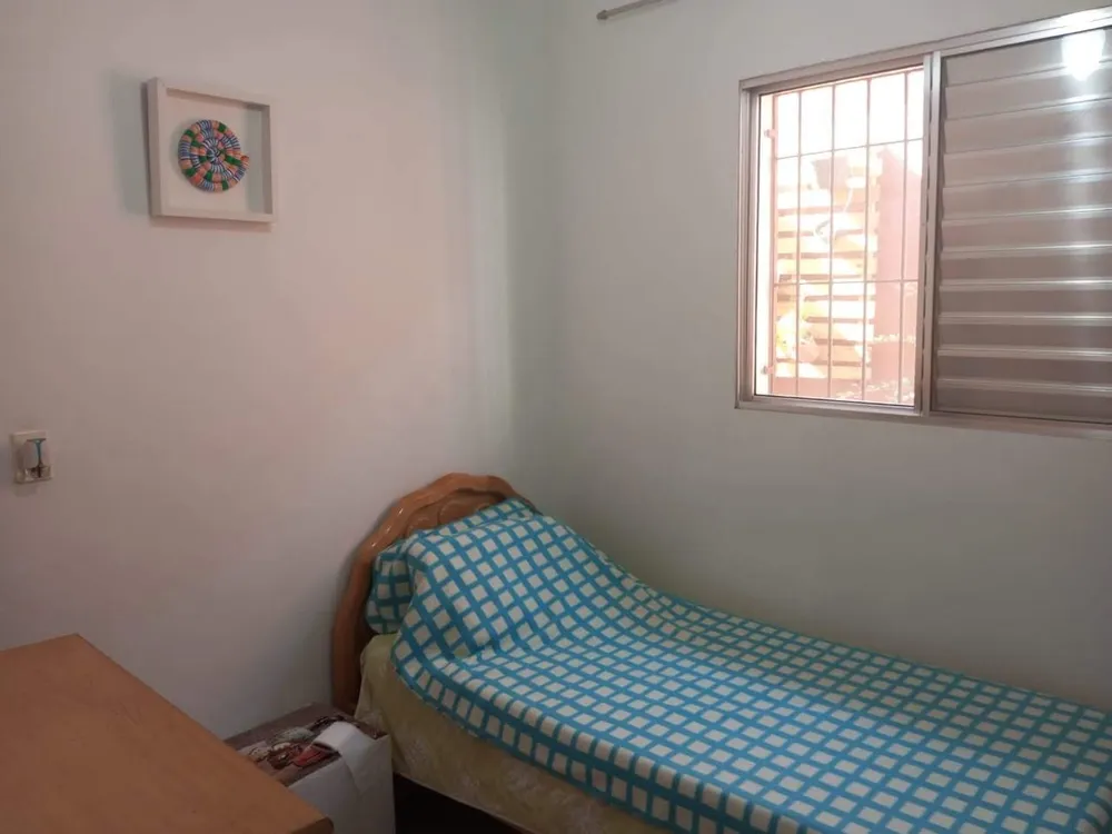 Casa, 4 quartos, 181 m² - Foto 2