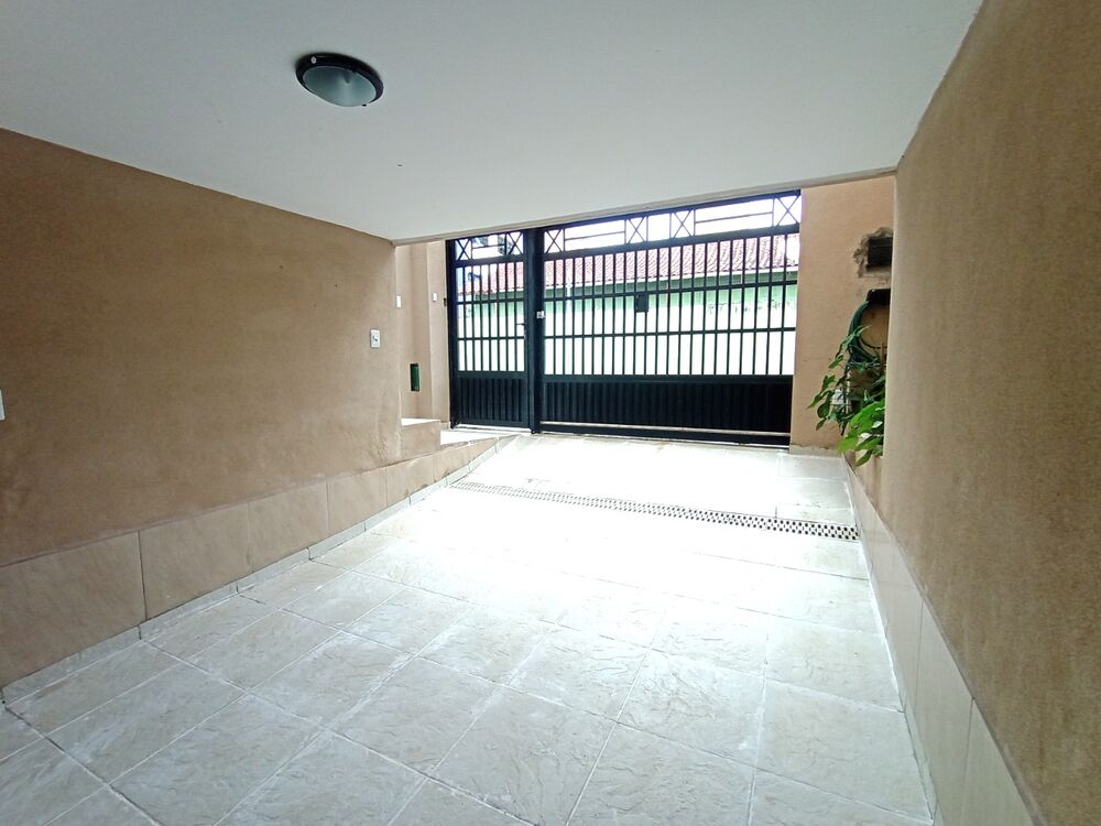 Casa, 2 quartos, 94 m² - Foto 1