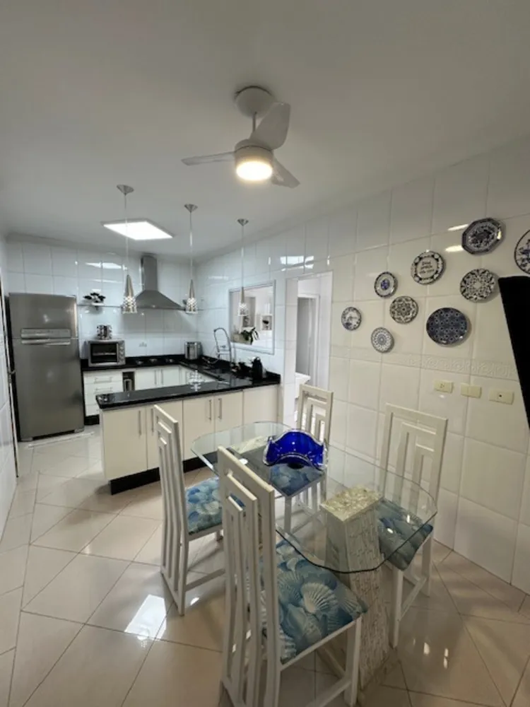 Apartamento, 3 quartos, 147 m² - Foto 1