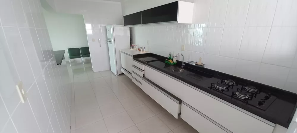 Apartamento à venda com 3 quartos, 113m² - Foto 6