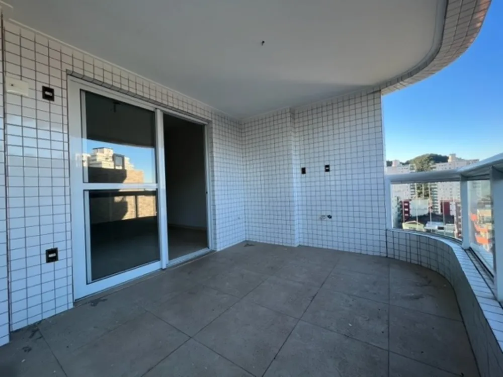 Apartamento, 3 quartos, 138 m² - Foto 1