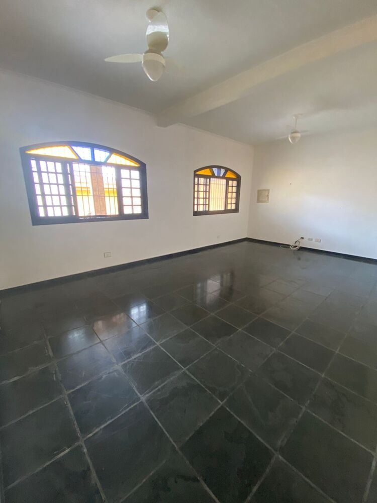 Casa, 3 quartos, 241 m² - Foto 5