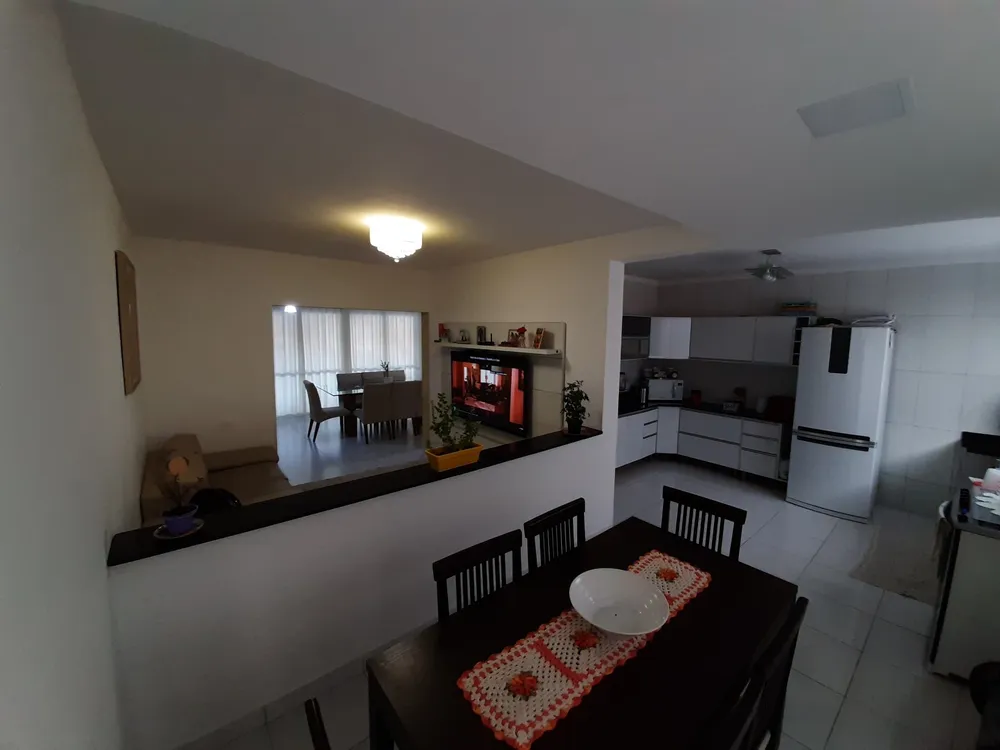 Casa, 5 quartos, 320 m² - Foto 9