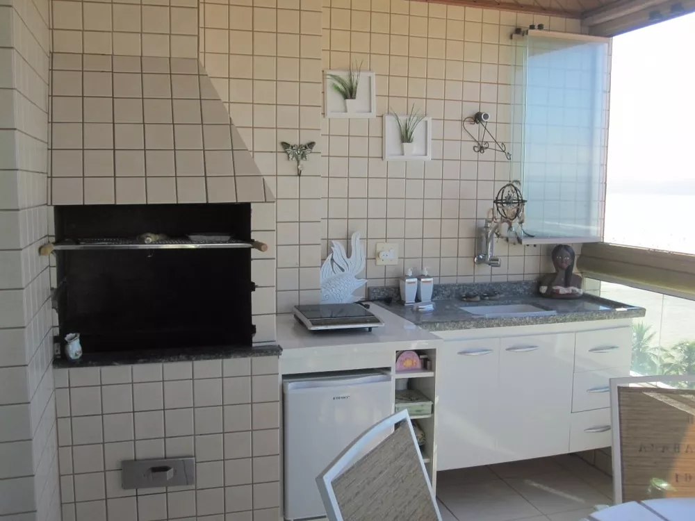 Apartamento à venda com 3 quartos, 135m² - Foto 3