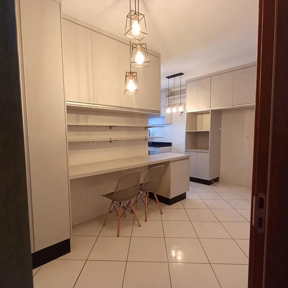 Apartamento, 3 quartos, 136 m² - Foto 2