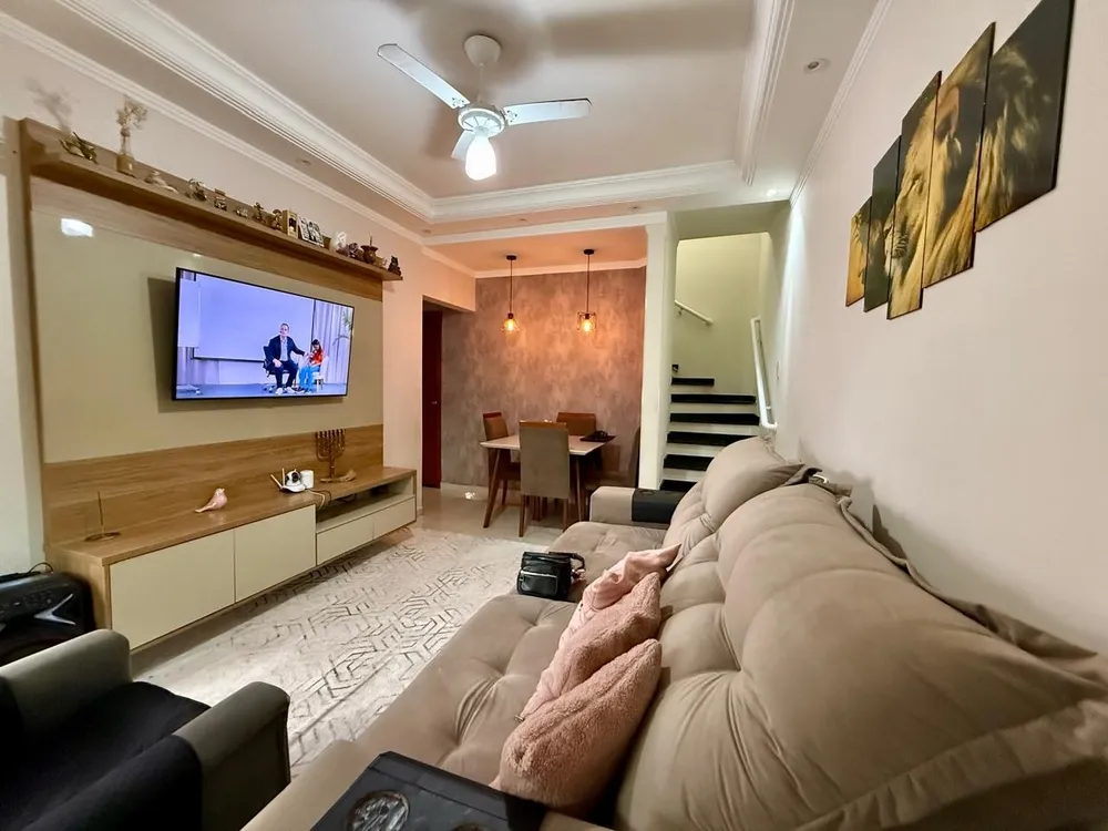 Casa, 1 quarto, 83 m² - Foto 1