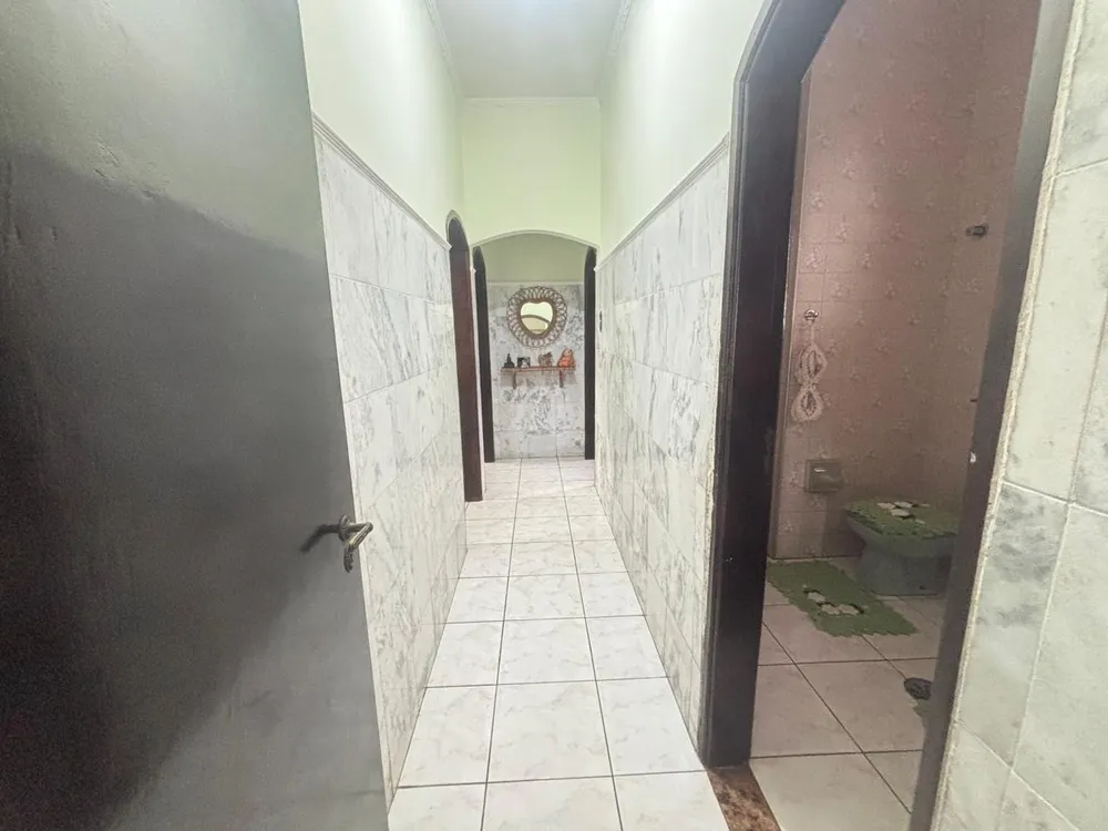 Casa, 4 quartos, 190 m² - Foto 4