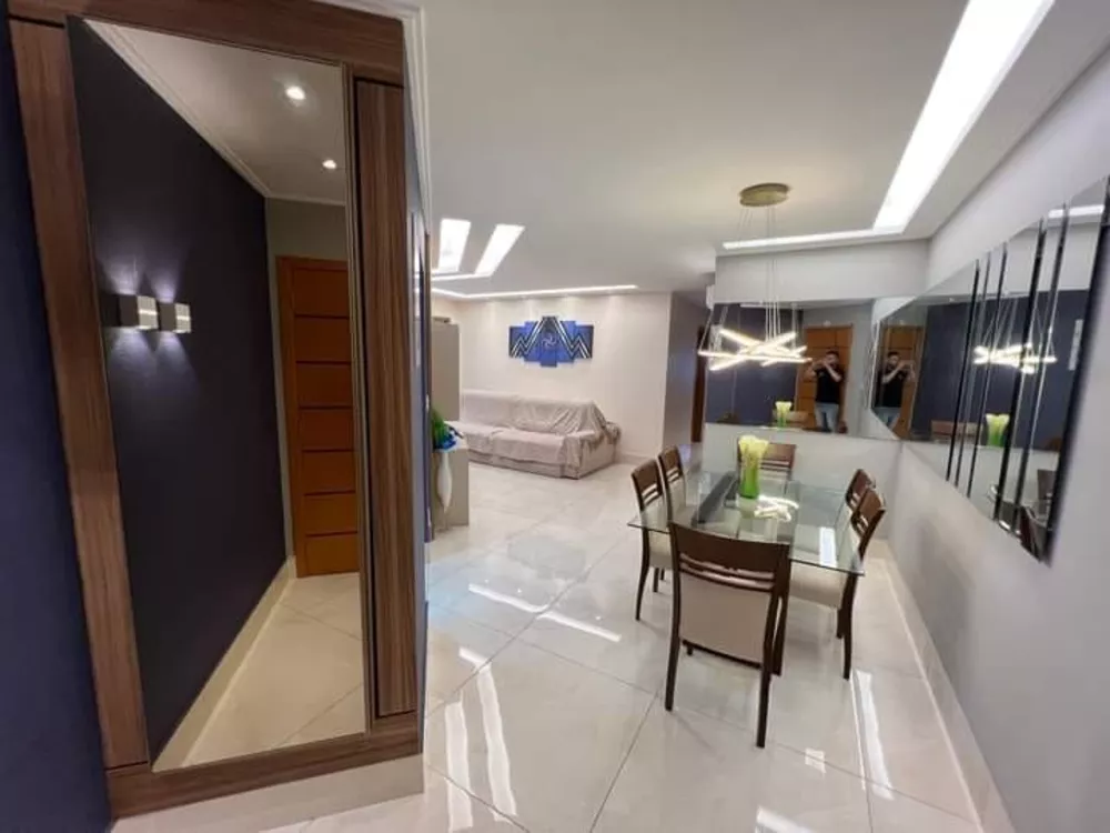 Apartamento à venda com 3 quartos, 123m² - Foto 3