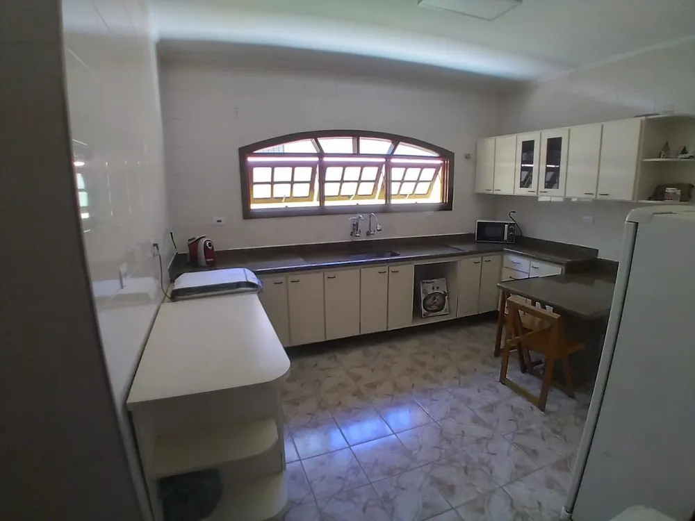 Casa, 4 quartos, 300 m² - Foto 4