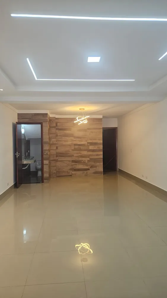Casa, 3 quartos, 159 m² - Foto 2