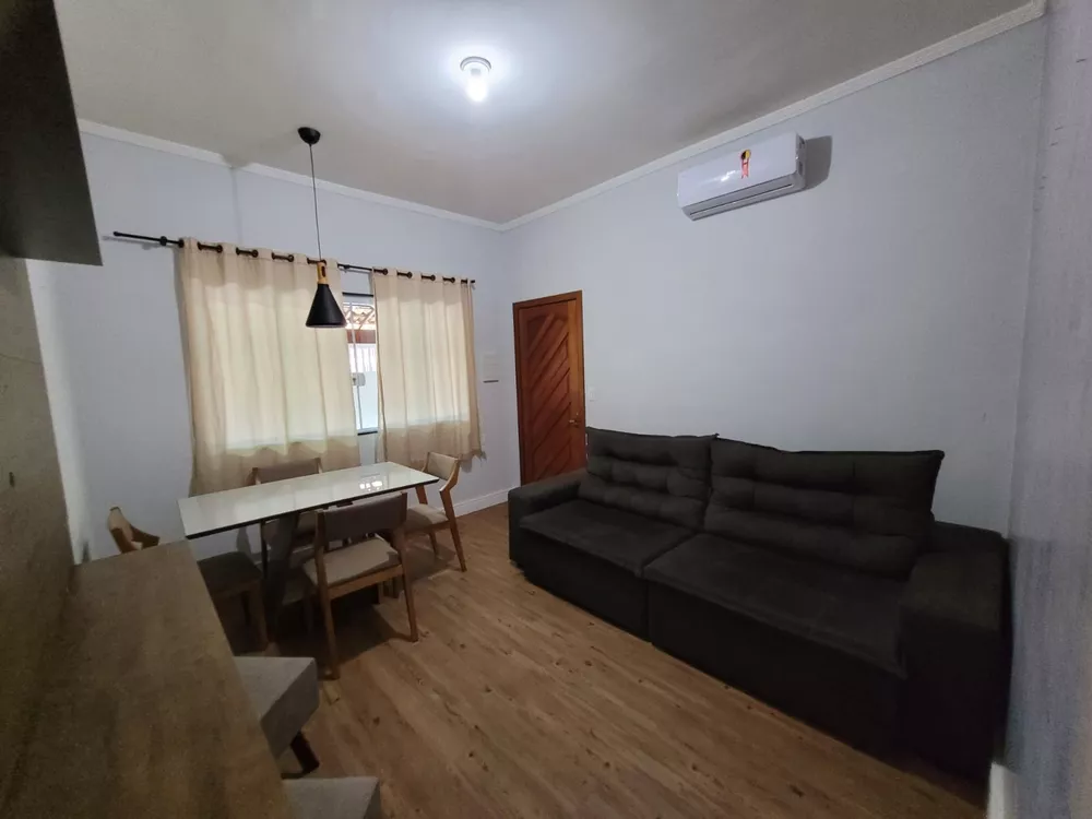 Casa à venda com 3 quartos, 120m² - Foto 4