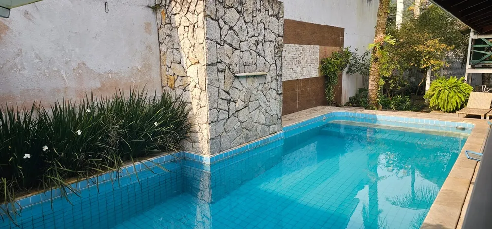 Casa, 3 quartos, 230 m² - Foto 3