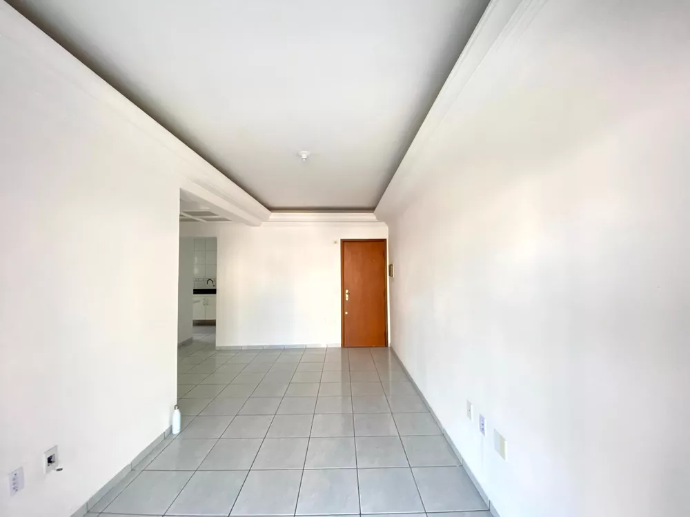 Apartamento à venda com 3 quartos, 95m² - Foto 3